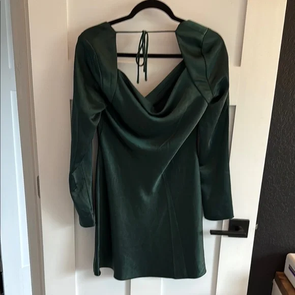 ASTR The Label Emerald Green Dress Size Small - Picture 3 of 5